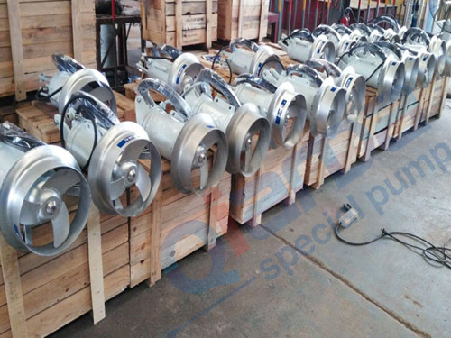 潛水?dāng)嚢铏C